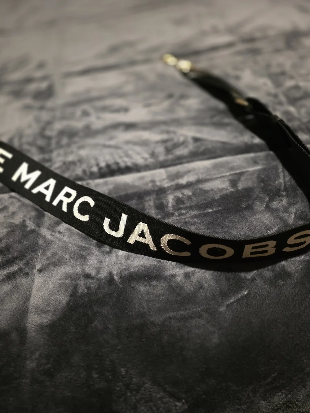 Marc Jacobs removable thick